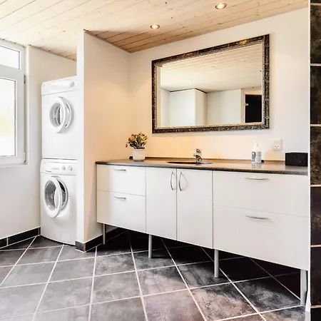 6 Person Holiday In Lb K Ålbæk